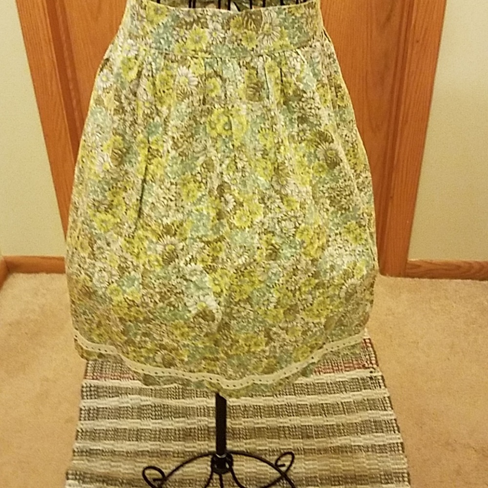 VTG 50's half apron intan/green/taupe floral print